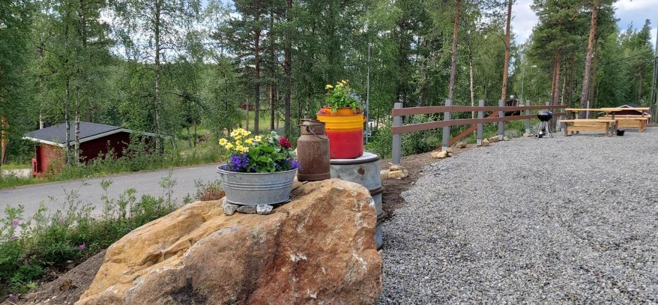Hillside Rooms Ivalo Exterior foto
